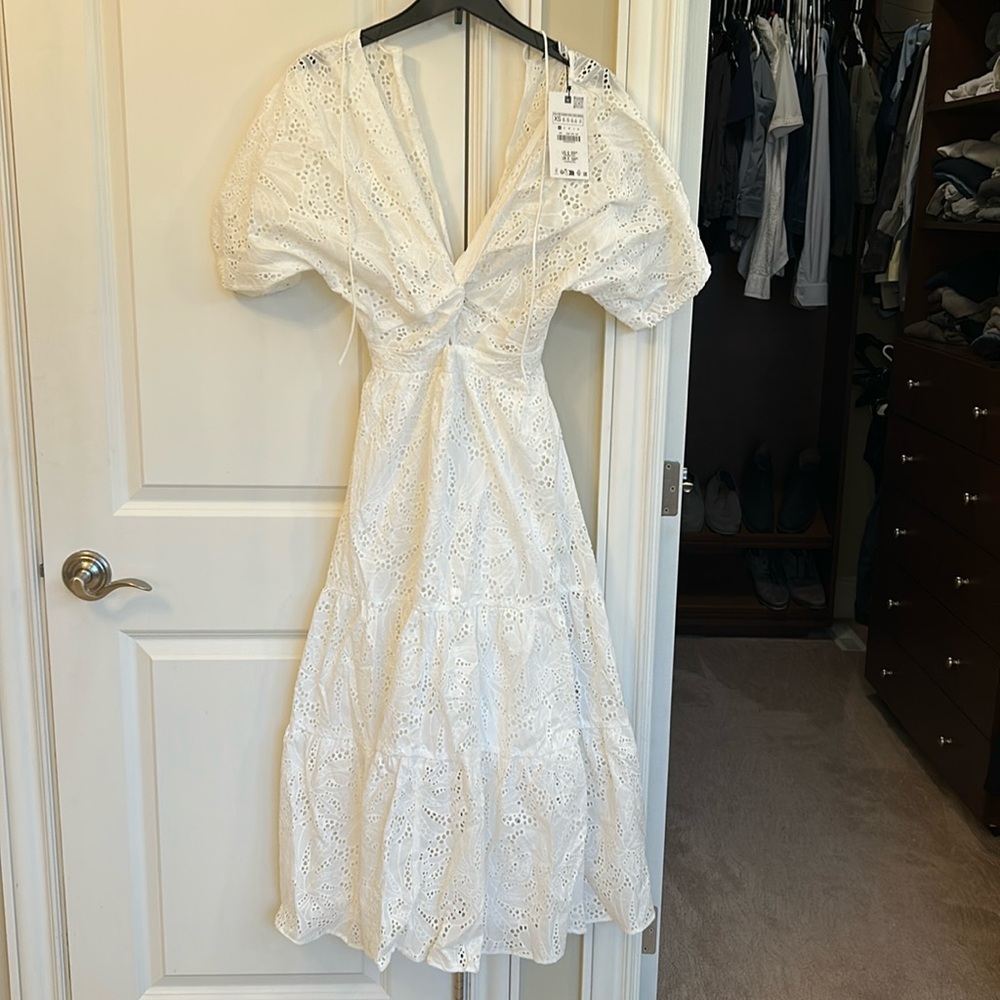 White sundress Zara xs